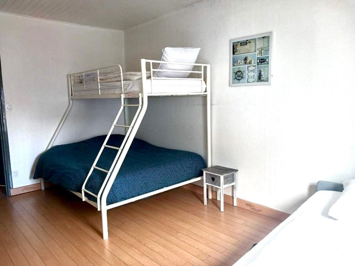 Maison De Pecheur La Corboe Holiday home *